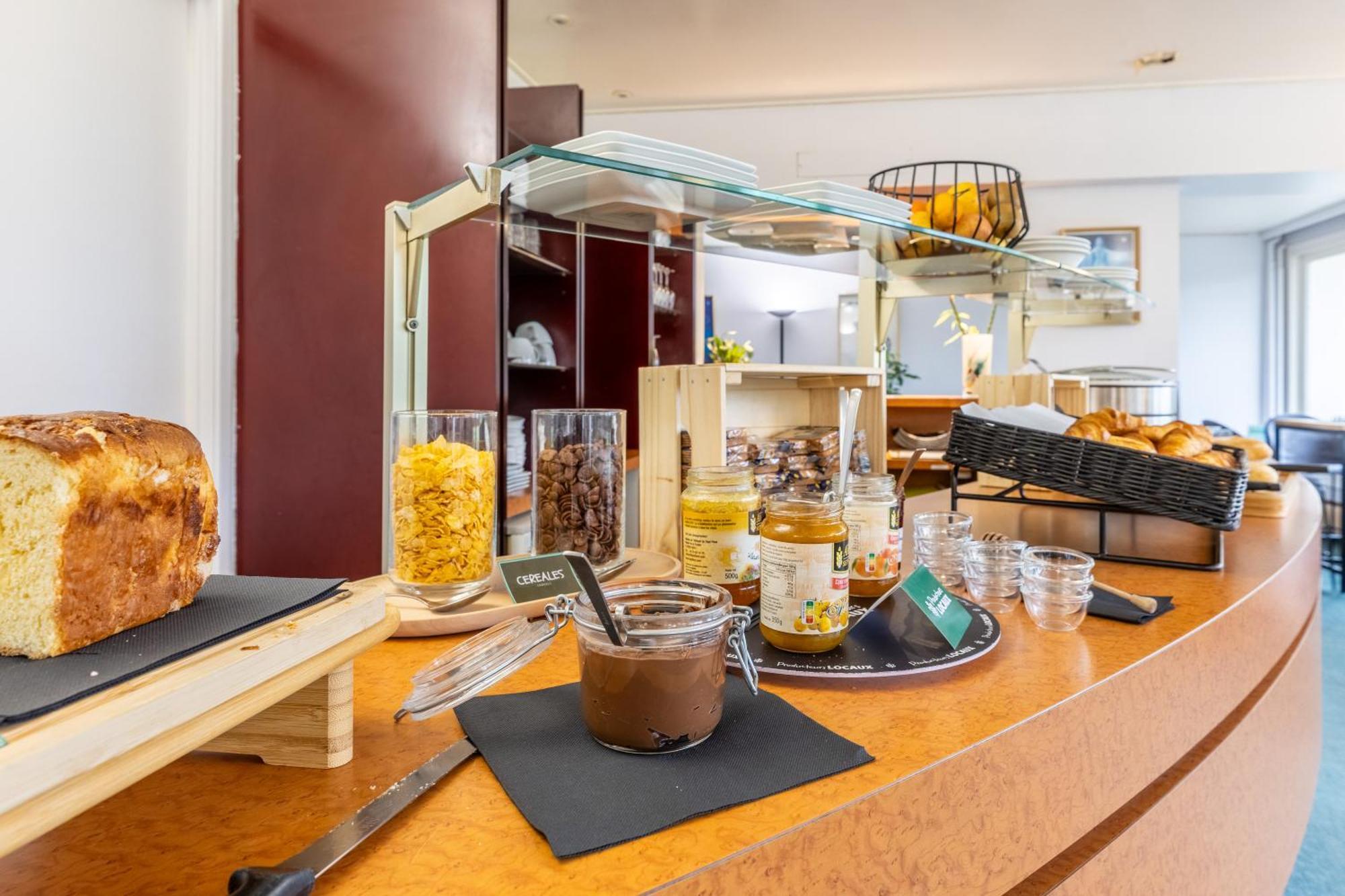 Brit Hotel Le Parc Vichy Bellerive-sur-Allier Luaran gambar